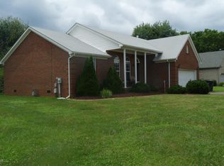 8718 Brittany Dr, Louisville, KY