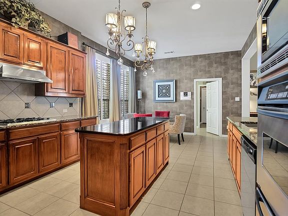 4th image of 1451 White Sand Dr