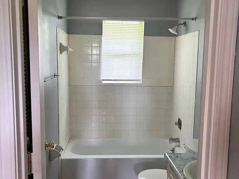 354 Shelby Ave — Photo 7