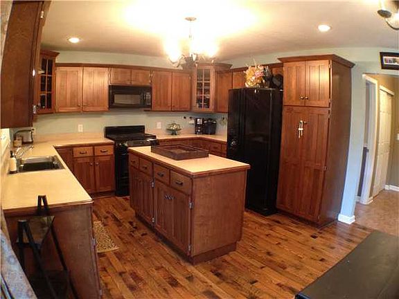 4th image of this home