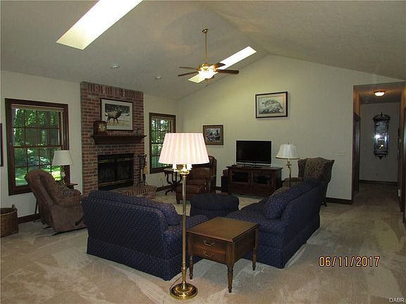 5th image of 4914 Cornerstone Trl