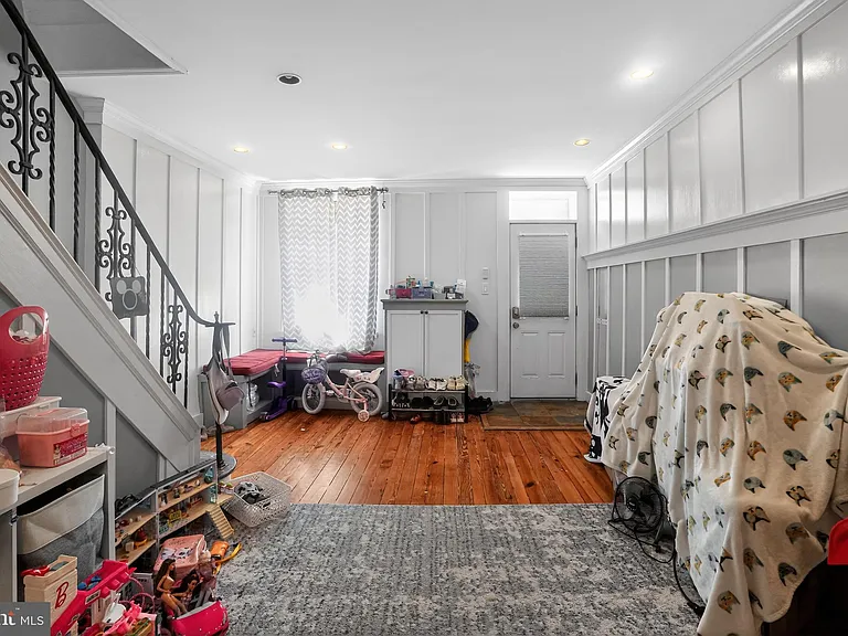 4739 Smick St — Photo 13