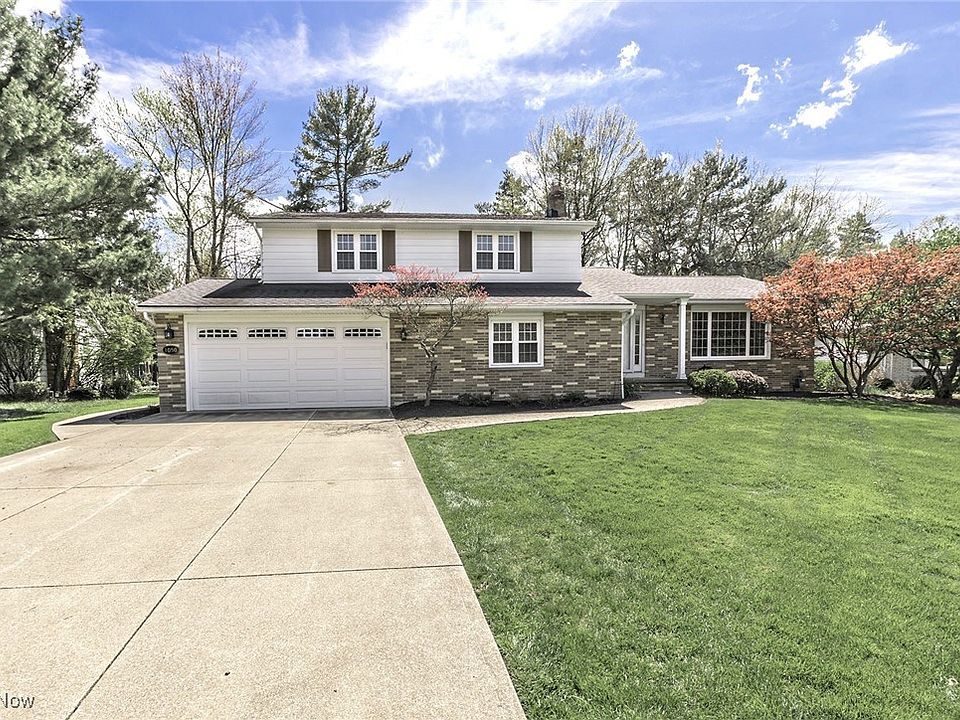 1st image of 1050 Pinewood Cir