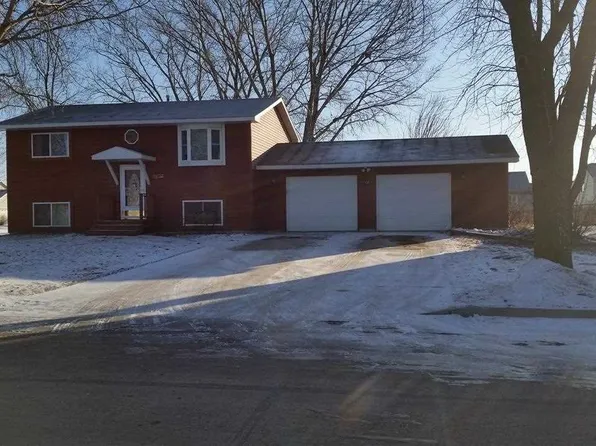 714 Estates Ave, Litchfield, MN 55355