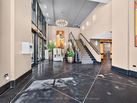 4th image of 245 Kent St #909