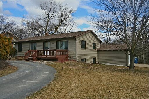 1st image of 2579 Carlton Dr