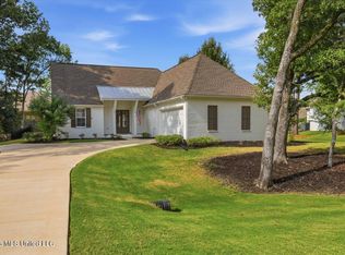 155 Lake Ridge Dr, Madison, MS 39110