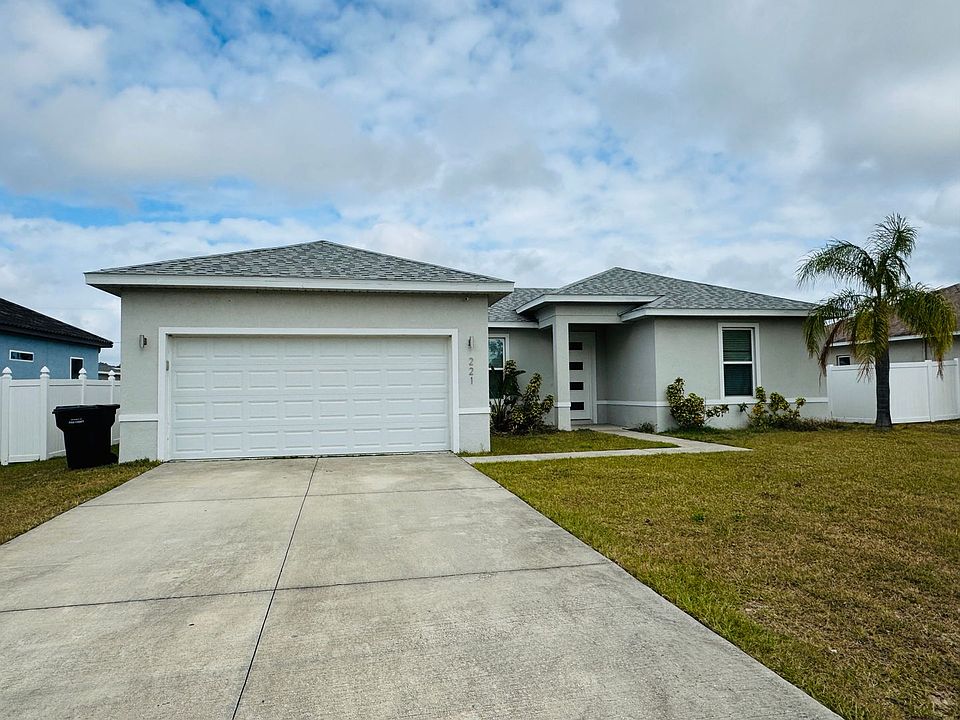 1st image of 221 Hibiscus Ln