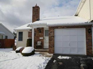 35 Flower Dale Cir, Rochester, NY 14626