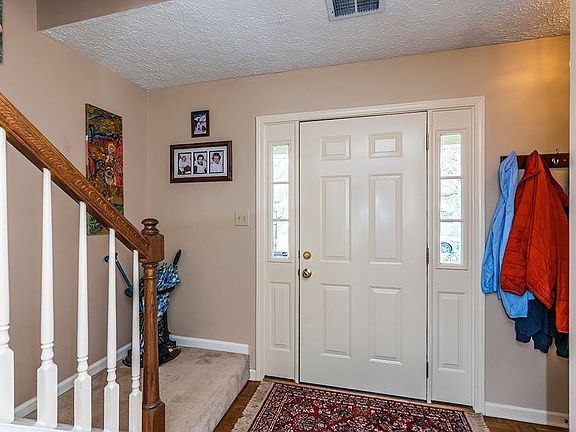 4th image of 1201 Wyndham Hills Dr