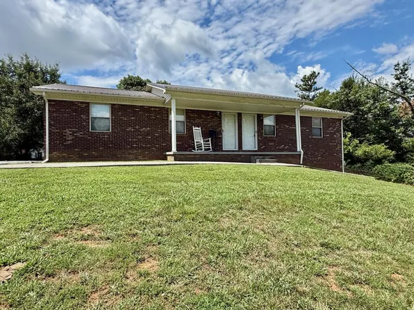 2884 Blue Ridge Dr, Morristown, TN 37814