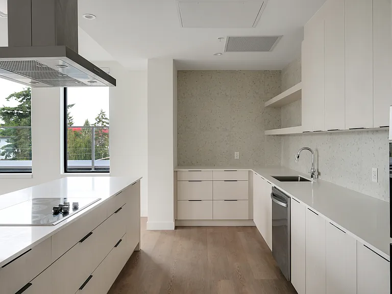 612 Constance Ave — Photo 32