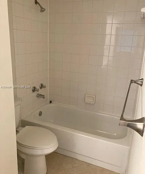 10765 Cleary Blvd #103 — Photo 7