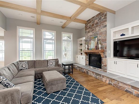4th image of 2883 Old Vines Dr