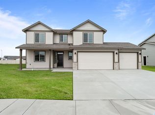 4420 Sumas Ln, Pasco, WA 99301