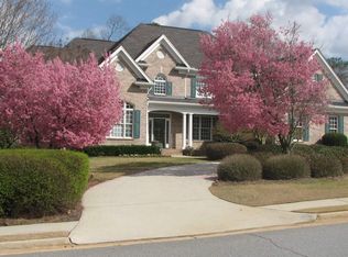 2254 Glenmore Ln, Snellville, GA 30078