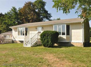 21 E View Dr, Little Compton, RI 02837