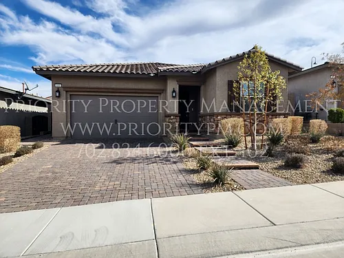 684 Sunray Park St Photo 1