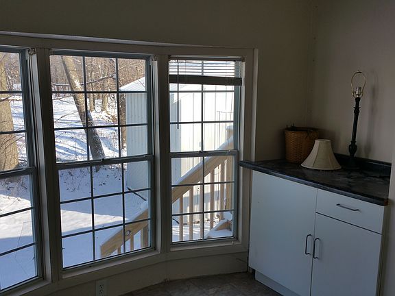 4th image of 444 Water St