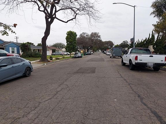 4th image of 326 S Ranch St