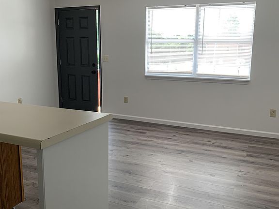 4th image of 714 N North St #10604803