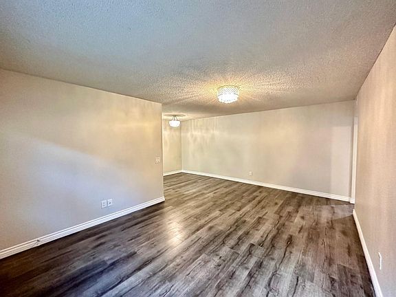 5th image of 512 Griswold St APT 2