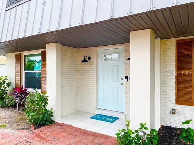 3 bed, 2.0 bath, 1743 sqft, $8,000 — Photo 1