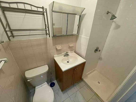 2nd image of 572 Union St #A