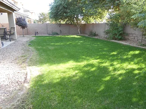 E Cattle Dr — Photo 2