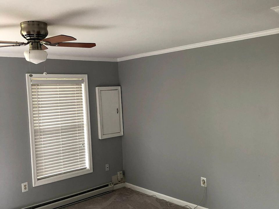 1st image of 210 Westminster Ln