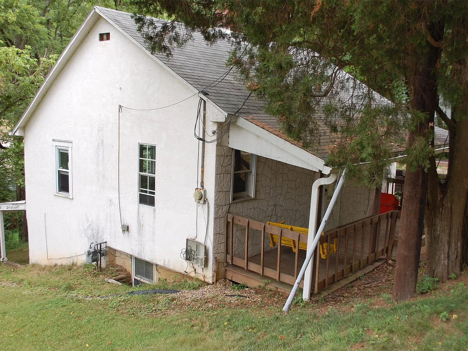 48 Madison Avenue - Single House — Photo 1