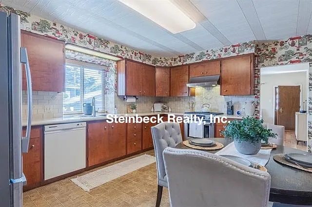 1125 Kimball Ave — Photo 10