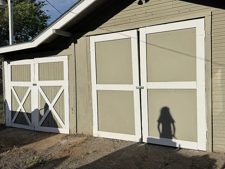801 S 10th Ave — Photo 21