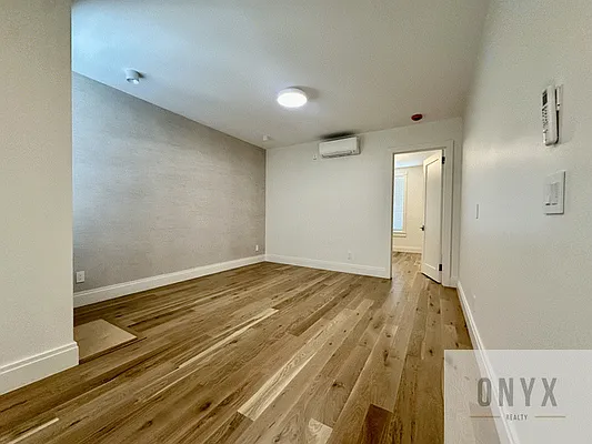 Rented by Onyx | media 6