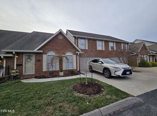 404 Mountain View Rd #204, Johnson City, TN 37601