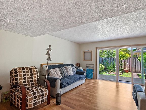 4th image of 2701 N 34th Avenue #1-A