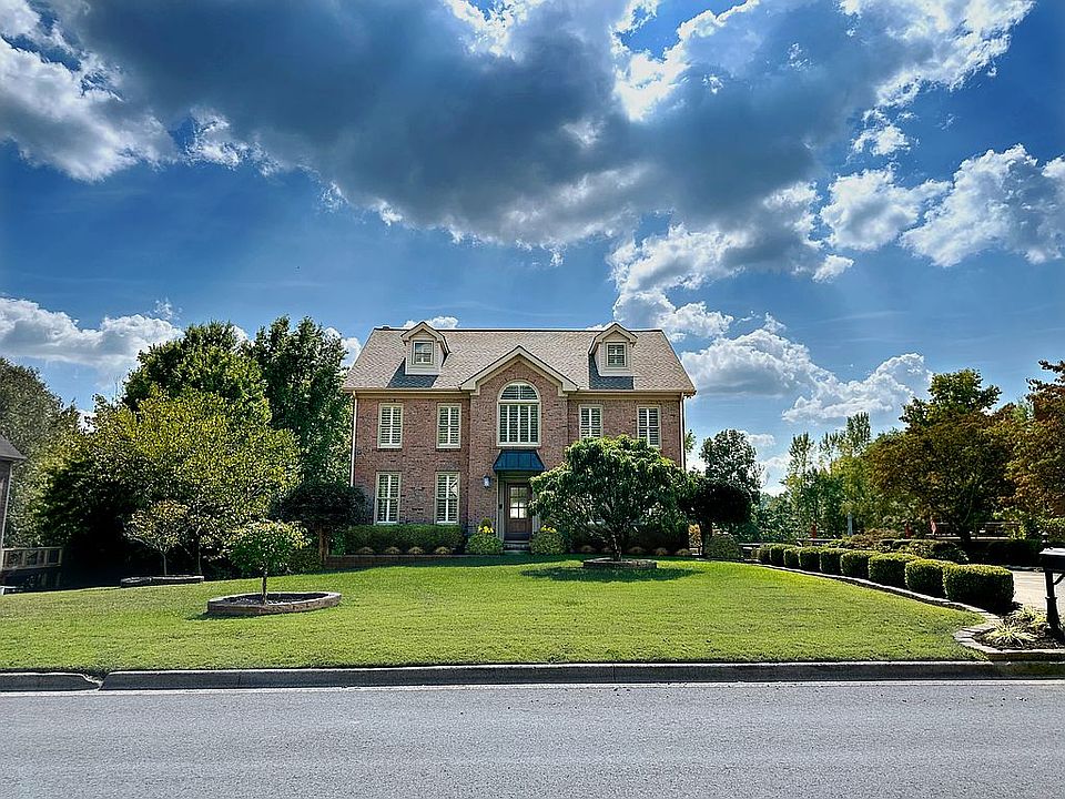 1st image of 2820 Trelawny Dr