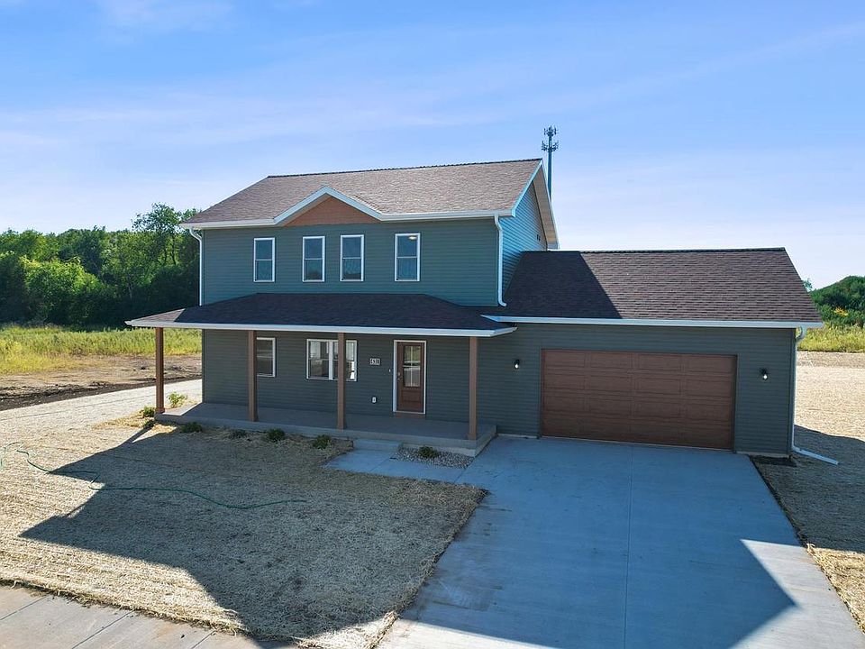 631 Eisenhower Street, Baraboo, WI 53913 Zillow