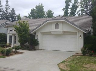 1242 E Province Dr, Fresno, CA 93720