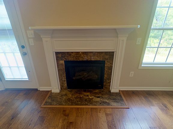 5th image of 3009 Sunny Creek Way