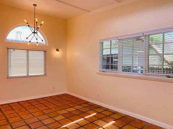 5th image of 3023 Juniper St