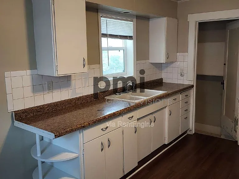 1609 E Johns Ave — Photo 7