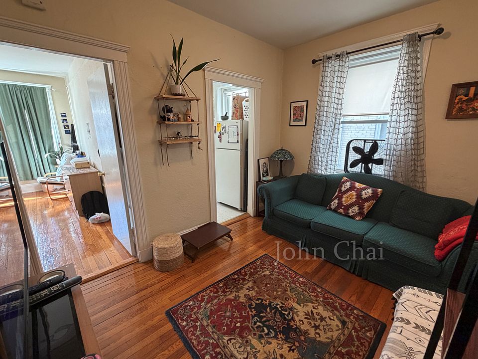 1st image of 36 Linden St APT 17