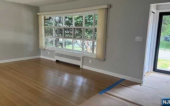 2nd image of 46 Newcomb Rd