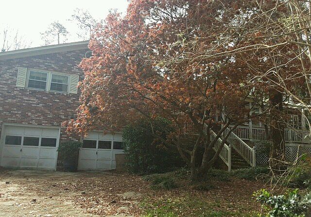 1st image of 1711 Holly Hill Dr