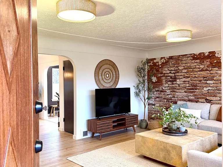 Upstairs living room