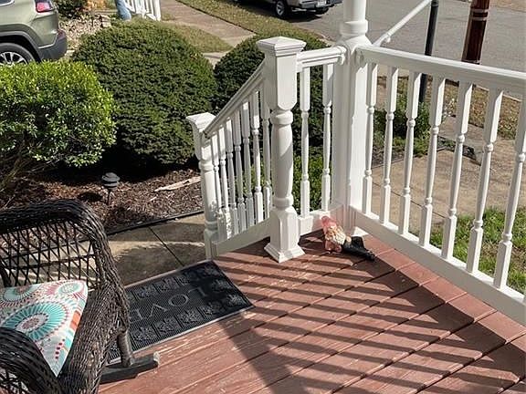 2nd image of 2501 Elm St