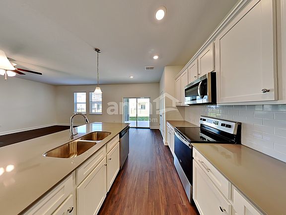 3rd image of 33877 Widman Way