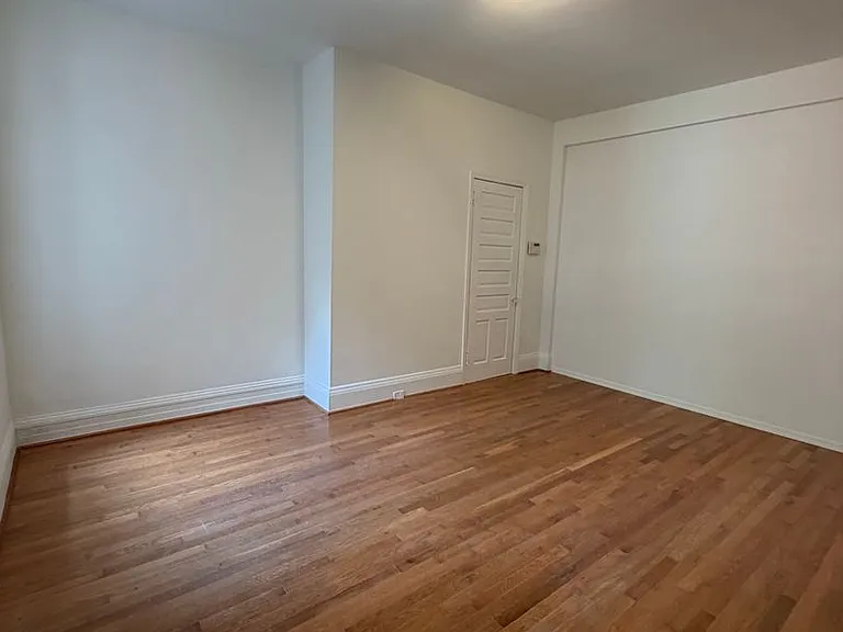 110 S Beaver St — Photo 22