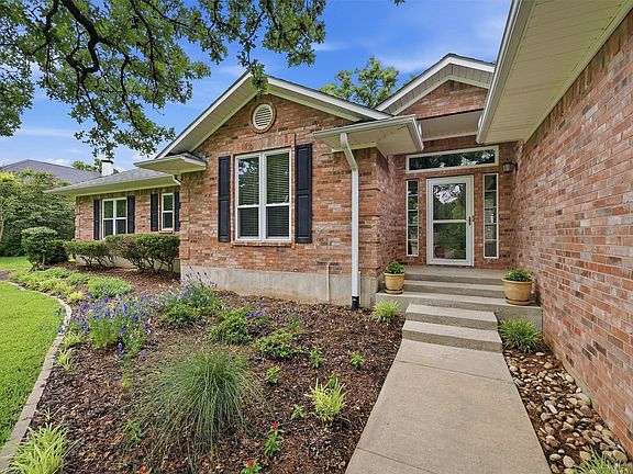 4th image of 106 Santee Dr